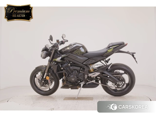 Triumph STREET TRIPLE 765 RS 2025 из Японии