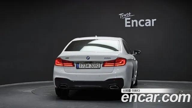 BMW 5 Series (G30) id 2946002 из Кореи 14