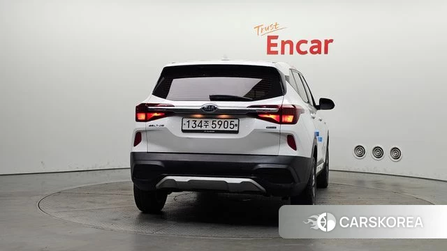 Kia Seltos id 4508014 из Кореи 14