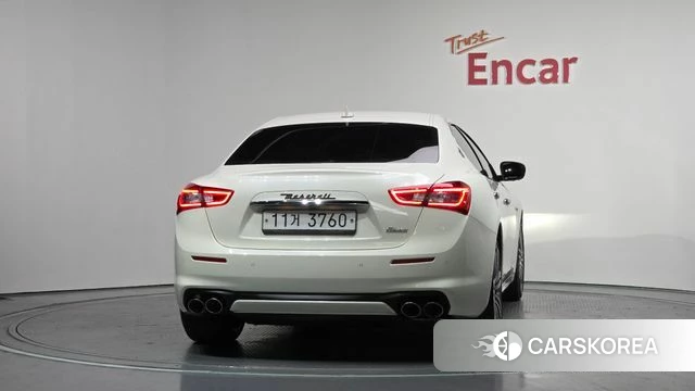 Maserati Ghibli id 3942786 из Кореи 14