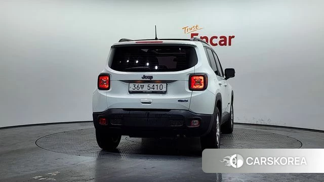 Jeep Renegade id 3894041 из Кореи 14