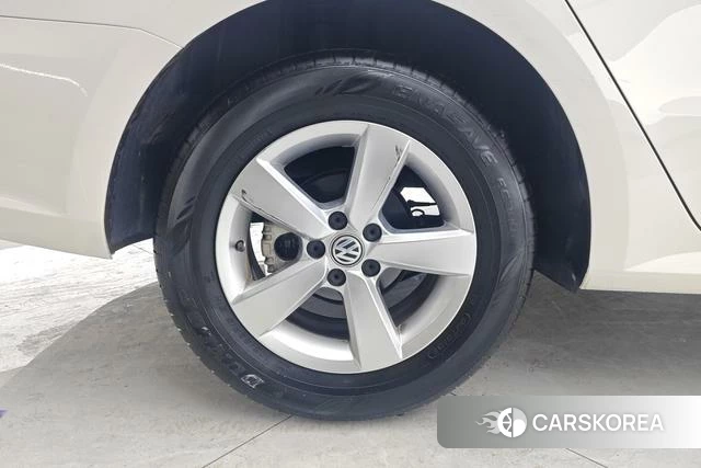 Volkswagen Lavida id 4213604 из Китая 11