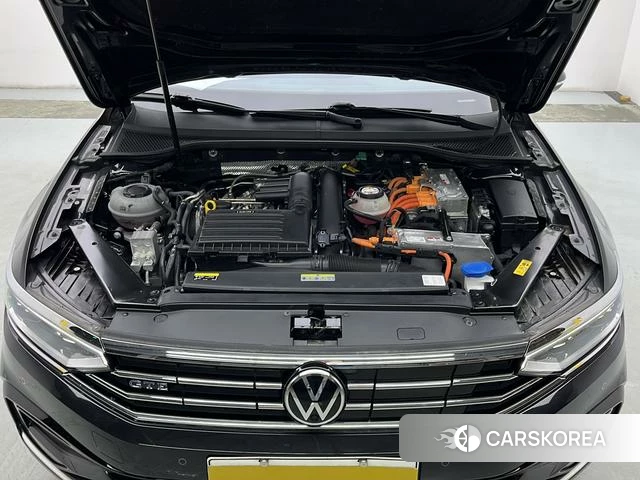Volkswagen Magotan PHEV id 4307727 из Китая 14