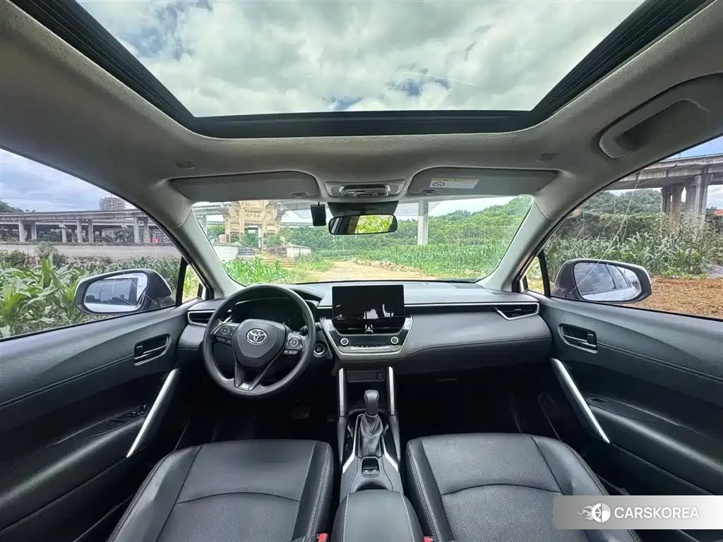 Toyota Corolla 2023 Белый из Китая, фото 5