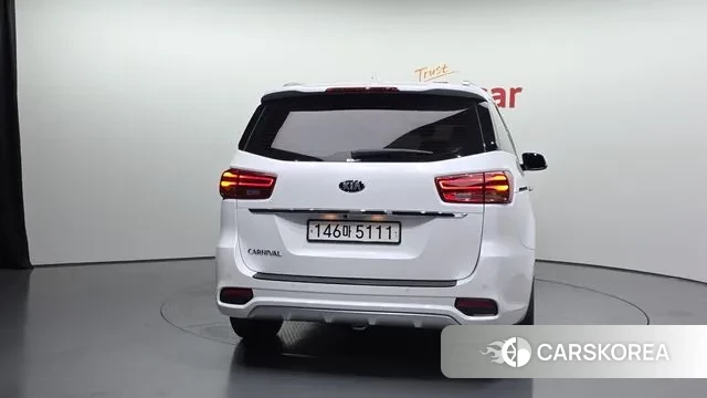 Kia The New Carnival id 3060066 из Кореи 14