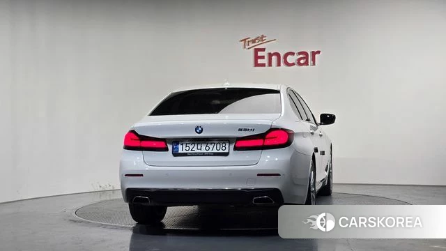 BMW 5 Series (G30) id 4880251 из Кореи 26