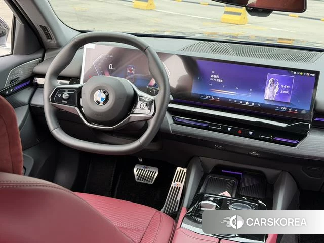 BMW 5 series 2025 Черный из Китая, фото 5