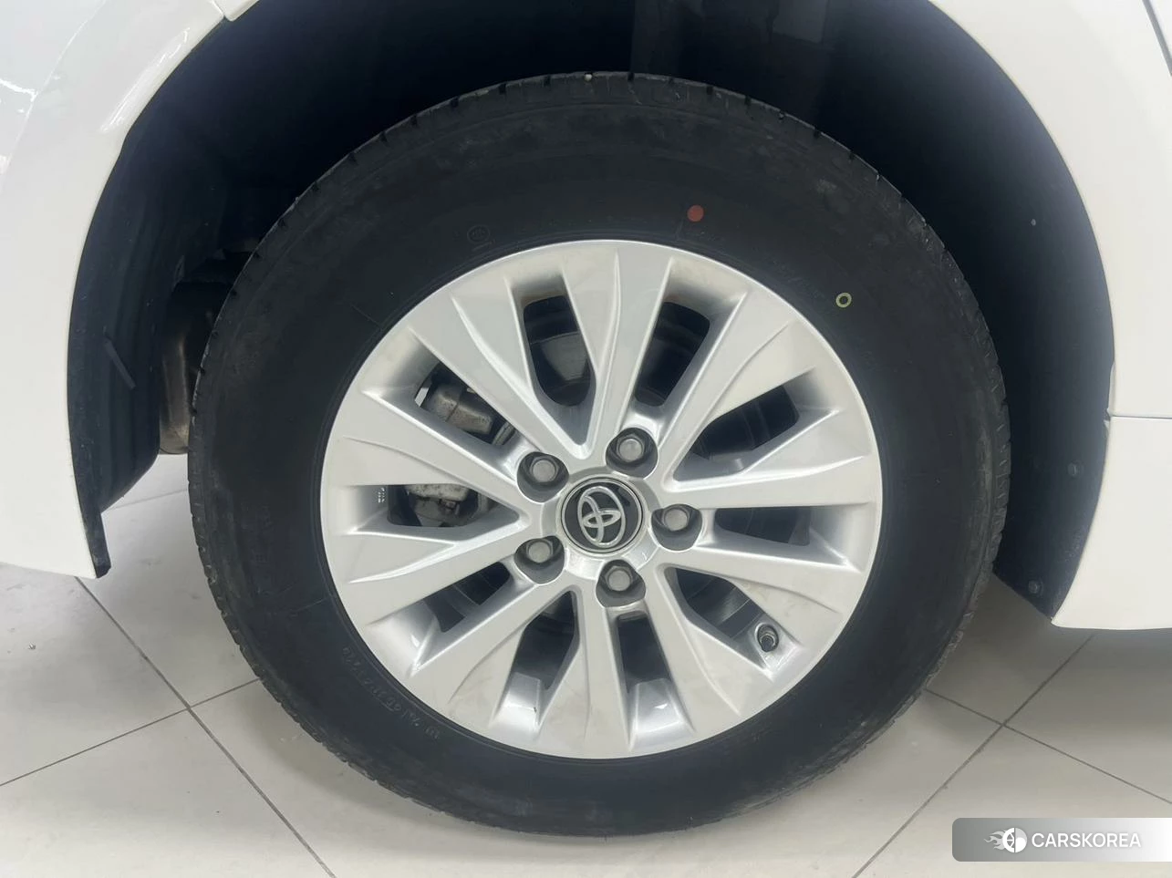 Toyota Corolla id 4510424 из Китая 16