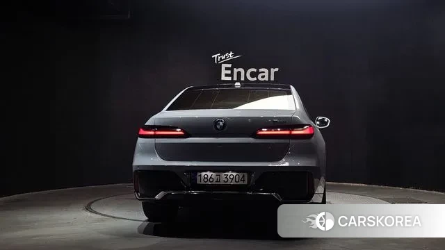 BMW 7 Series (G70) id 2974490 из Кореи 14