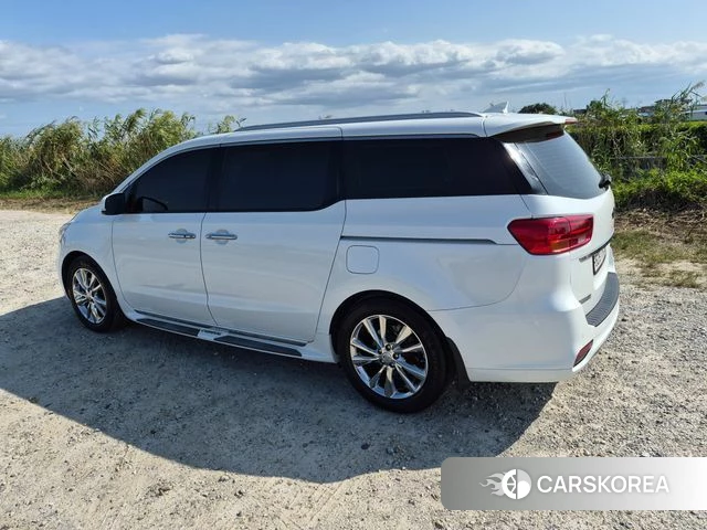 Kia The New Carnival id 4794619 из Кореи 14