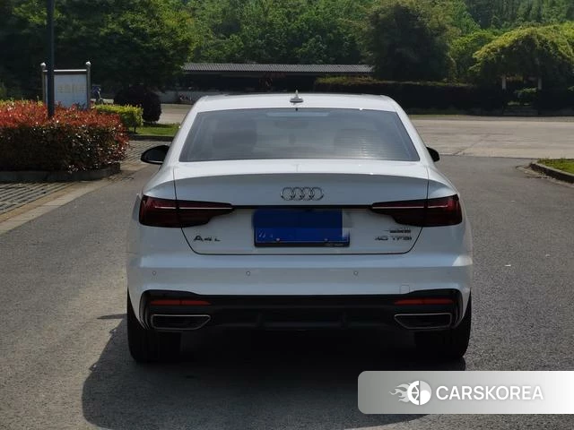 Audi A4L id 4265113 из Китая 16
