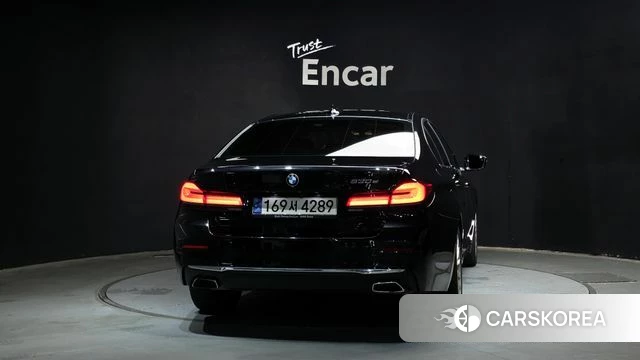 BMW 5 Series (G30) id 4410189 из Кореи 24