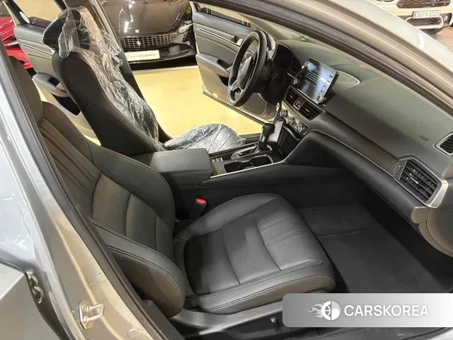 Honda Accord 10th Generation id 3029107 из Кореи 7