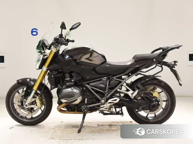 BMW R1200R 2018 из Японии