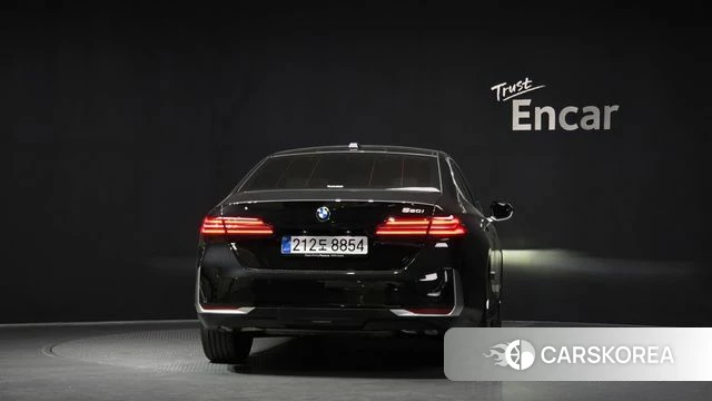 BMW 5 Series (G60) id 3876511 из Кореи 14