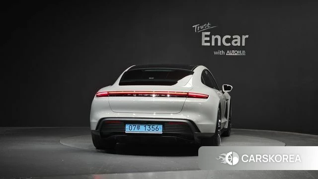 Porsche Taycan id 4623877 из Кореи 27