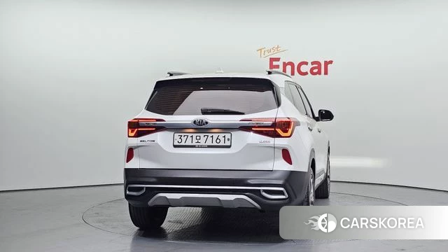 Kia Seltos id 4196692 из Кореи 14