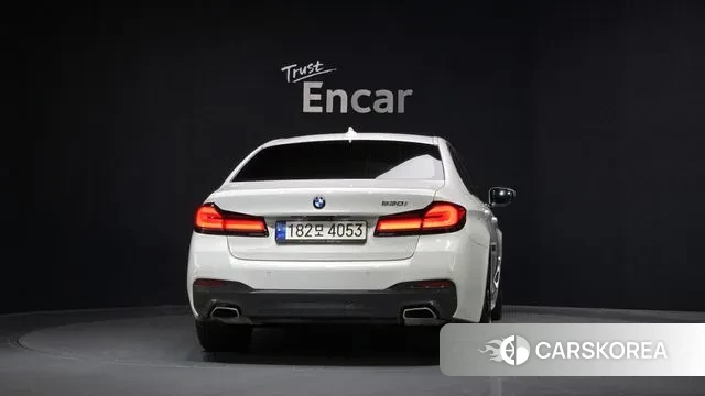 BMW 5 Series (G30) id 3458957 из Кореи 14