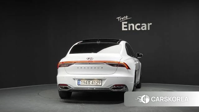 Hyundai The New Grandeur IG Hybrid id 4549692 из Кореи 14