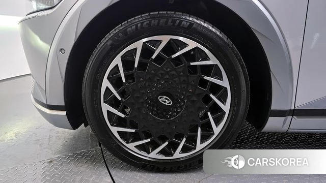 Hyundai Ionic 5 id 3827161 из Кореи 14