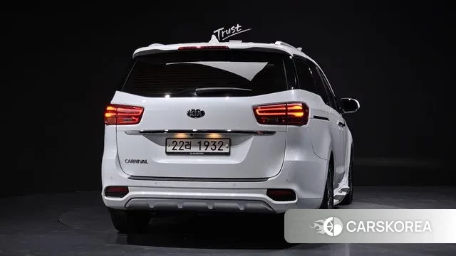 Kia The New Carnival id 2971329 из Кореи 14