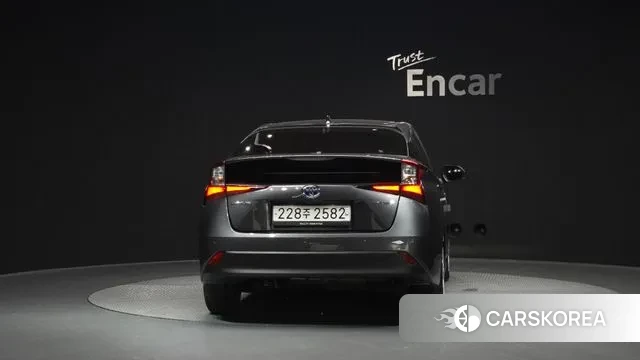 Toyota Prius 4th Generation id 3106790 из Кореи 14