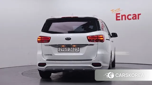 Kia The New Carnival id 3033974 из Кореи 14