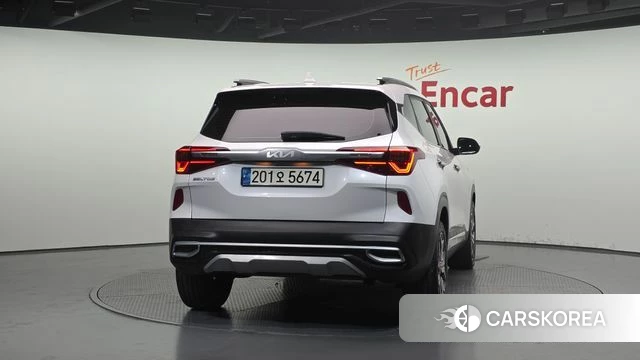 Kia Seltos id 4444970 из Кореи 14