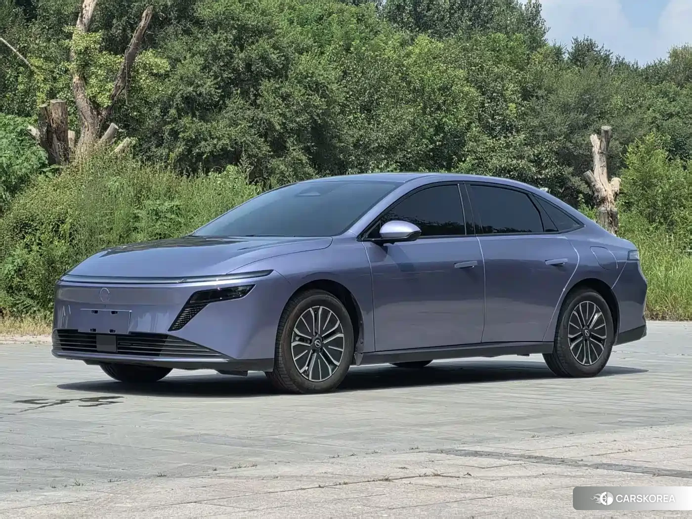 Nissan N6 id 4685997 из Китая 9