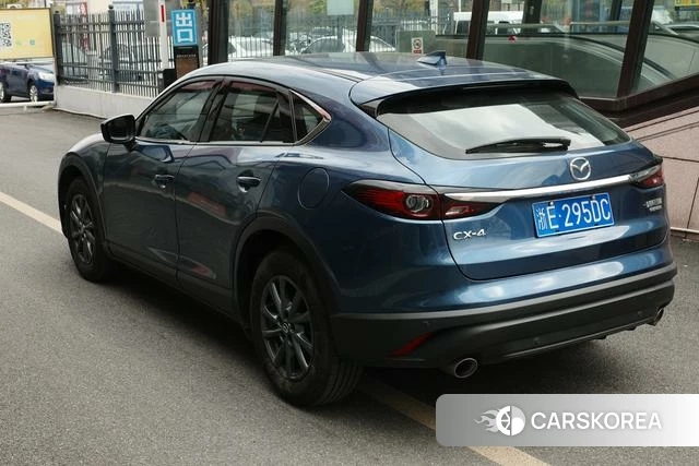 Mazda CX-4 2021 Синий из Китая, фото 4