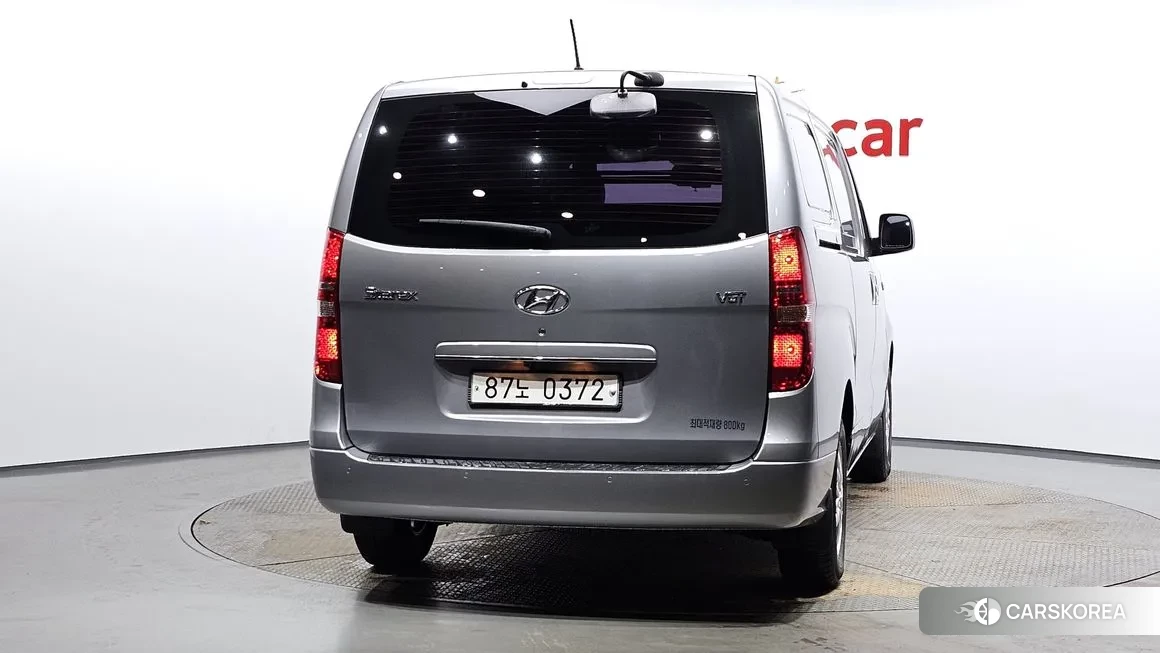 Hyundai The New Grand Starex id 2183976 из Кореи 14