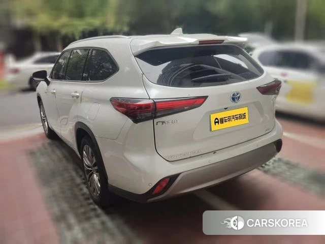 Toyota Highlander 2022 Белый из Китая, фото 4