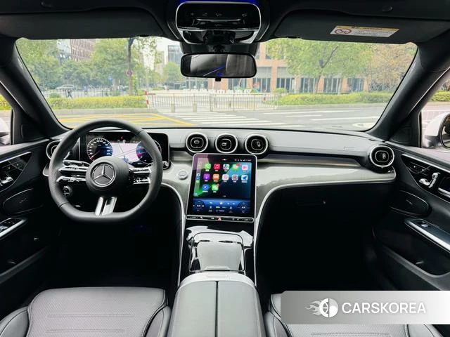 Mercedes-Benz Class C 2023 Белый из Китая, фото 4