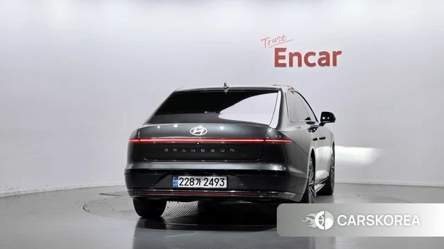 Hyundai Grandeur (GN7) id 4893622 из Кореи 24