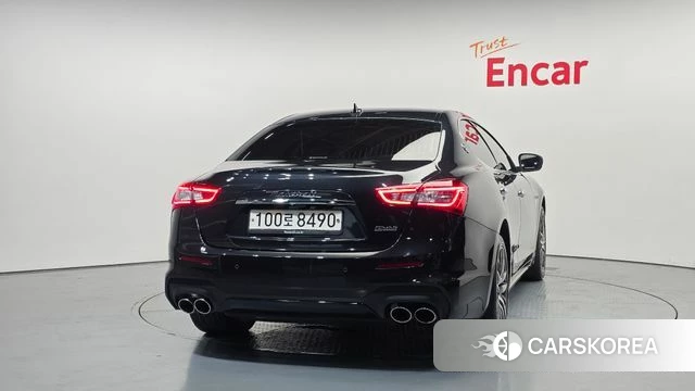 Maserati Ghibli id 4595184 из Кореи 14