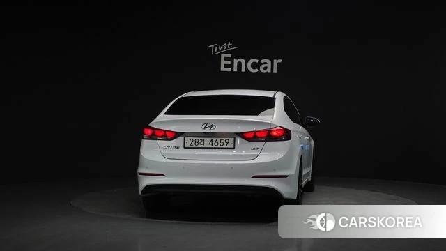 Hyundai Avante AD id 3861840 из Кореи 14