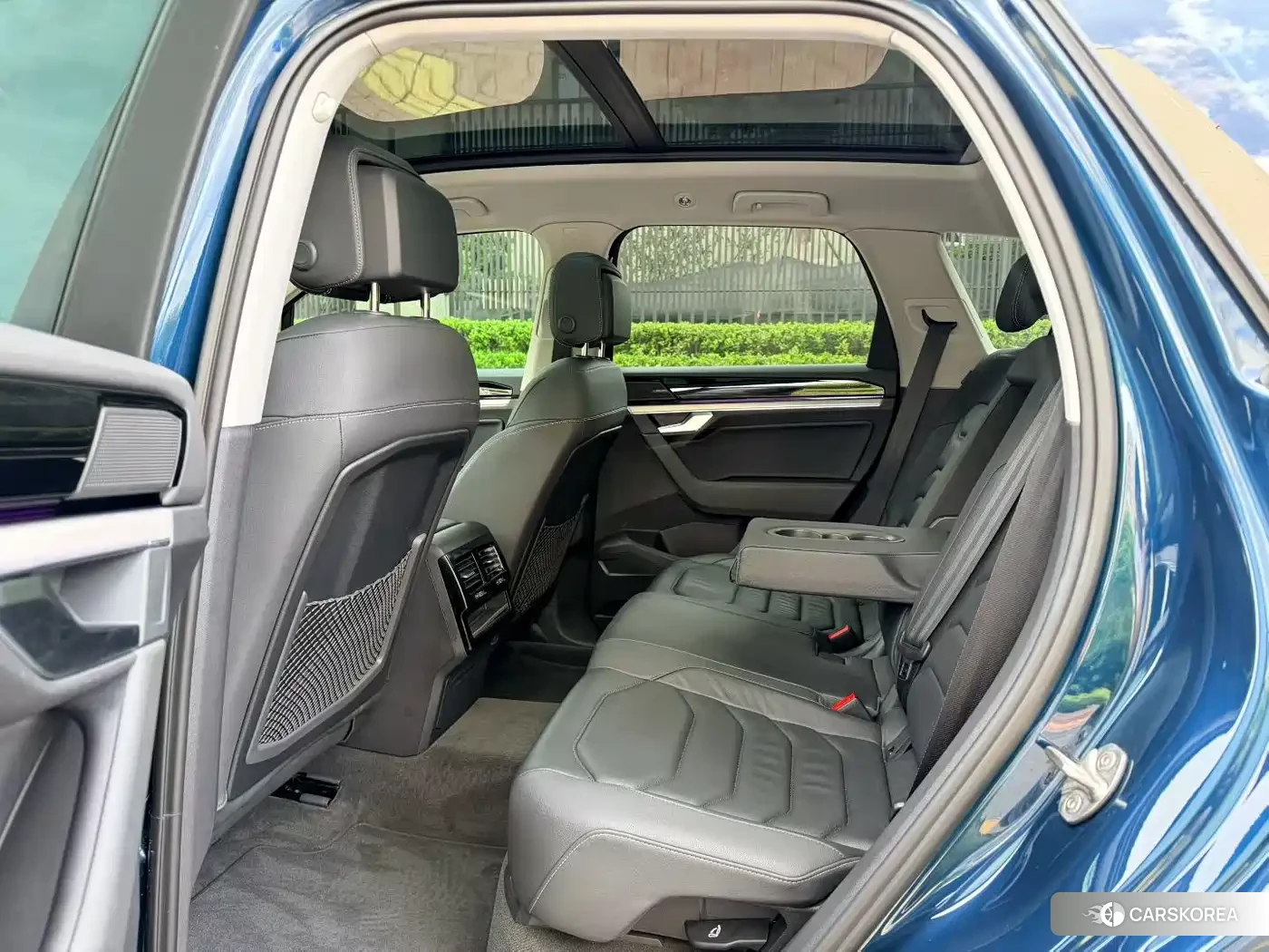 Volkswagen Touareg 2021 Синий из Китая, фото 6