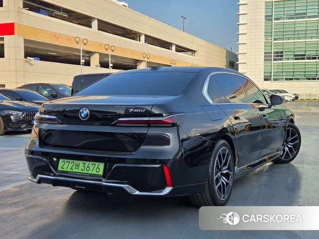 BMW 7 Series (G70) id 4380991 из Кореи 10