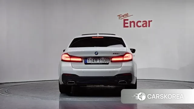 BMW 5 Series (G30) id 3467793 из Кореи 14