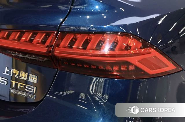 Audi A7L id 4257469 из Китая 14