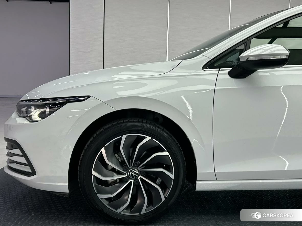 Volkswagen Golf id 4420374 из Китая 17