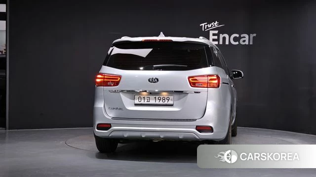 Kia The New Carnival id 4780911 из Кореи 14