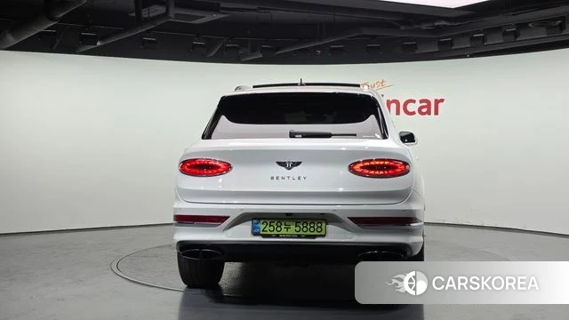 Bentley Bentayga id 3832510 из Кореи 14