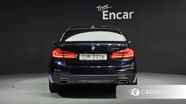 BMW 5 Series (G30) id 2986717 из Кореи 14