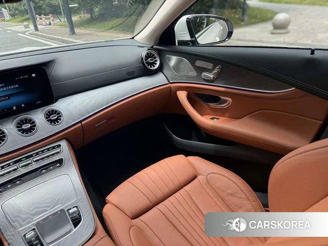 Mercedes-Benz CLS id 4260177 из Китая 11