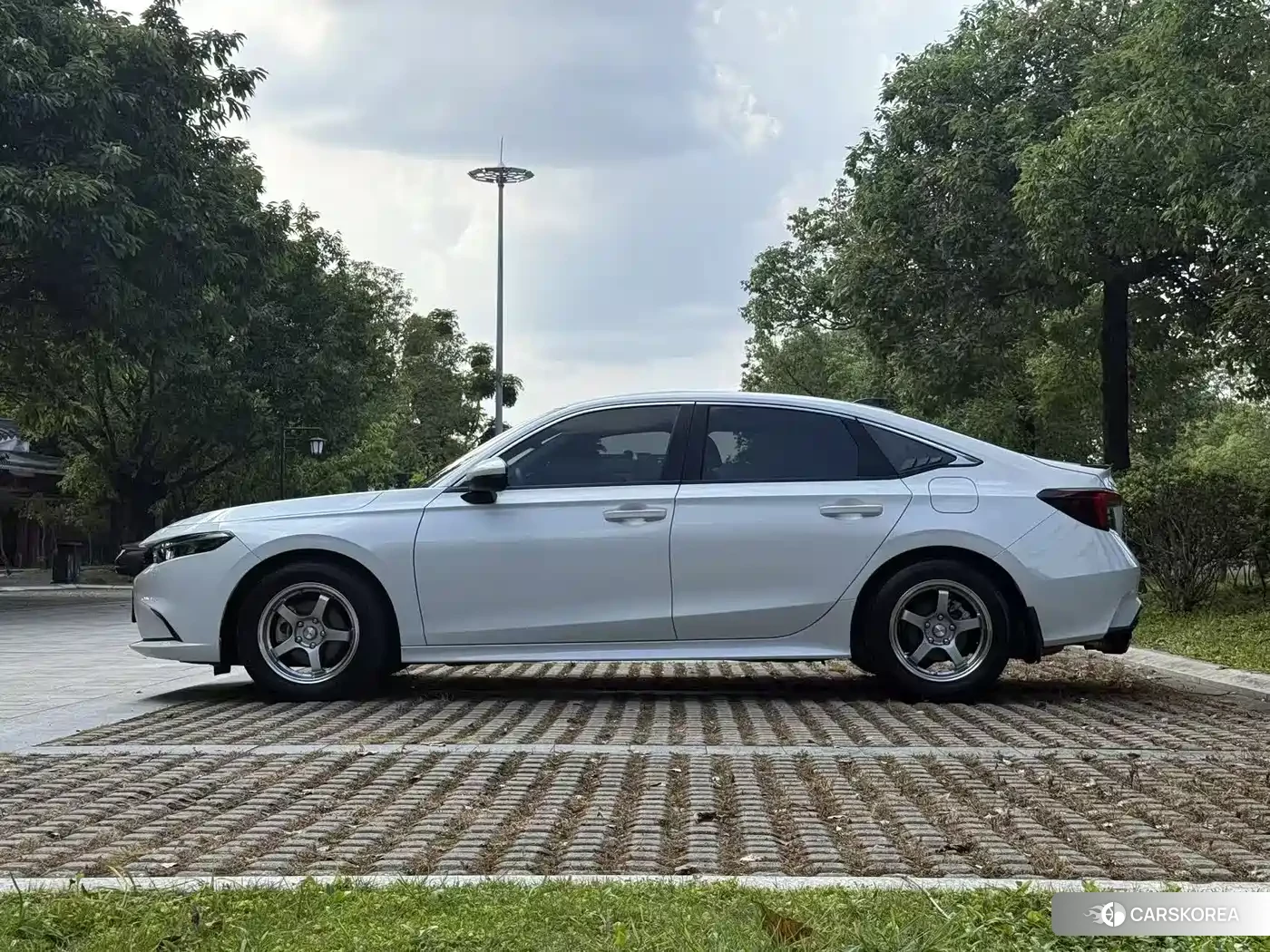 Honda Integra id 4599703 из Китая 9