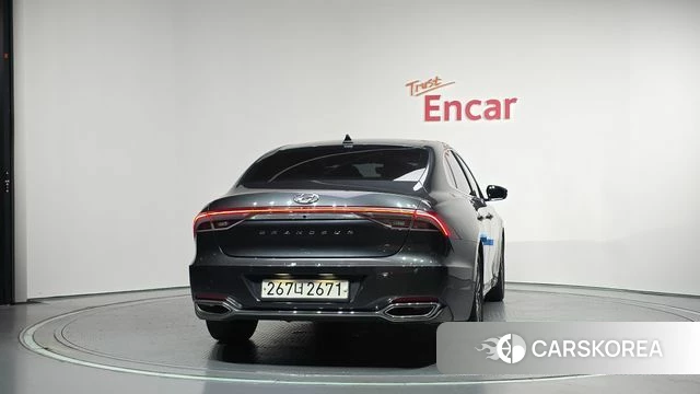 Hyundai The New Grandeur IG id 4697898 из Кореи 26