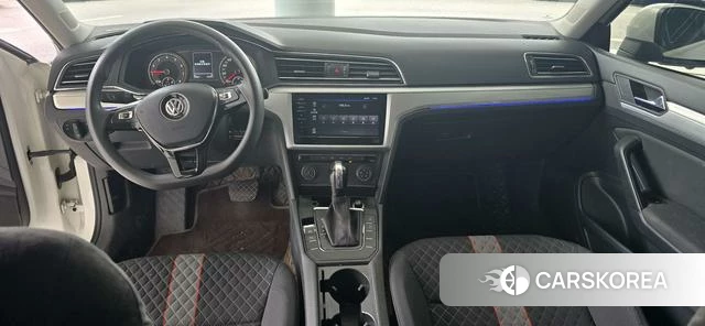 Volkswagen Lingdu 2022 Белый из Китая, фото 4