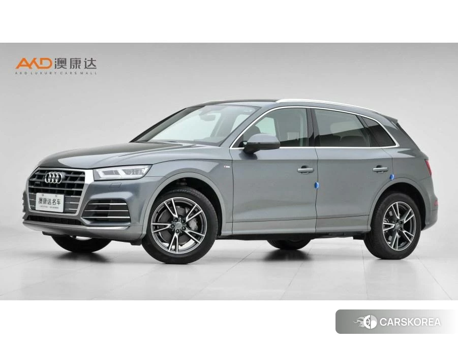 Audi Q5L 2020 Серебристо-серый из Китая, фото 4