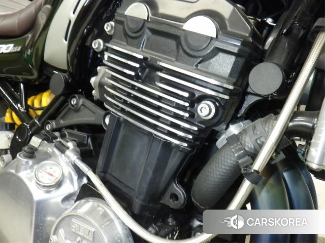 Engine photo